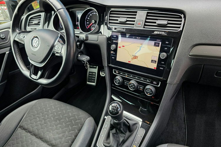 Volkswagen Golf Limited Highline VW Golf 2.0 150KM Navi z Niemiec Full LED 147tys zdjęcie 6