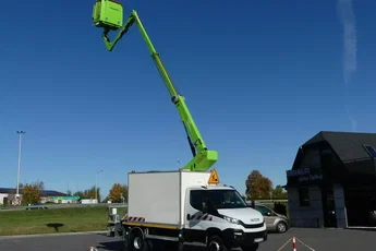 Iveco DAILY 72-180 / ZWYŻKA 17.4m / PODNOŚNIK KOSZOWY /