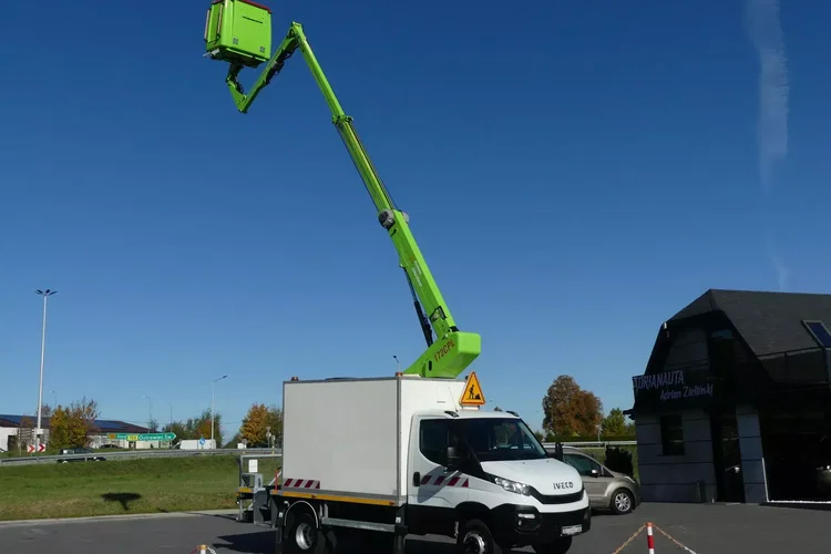 Iveco DAILY 72-180 / ZWYŻKA 17.4m / PODNOŚNIK KOSZOWY / zdjęcie 1