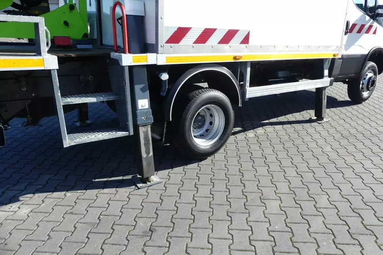 Iveco DAILY 72-180 / ZWYŻKA 17.4m / PODNOŚNIK KOSZOWY / zdjęcie 17