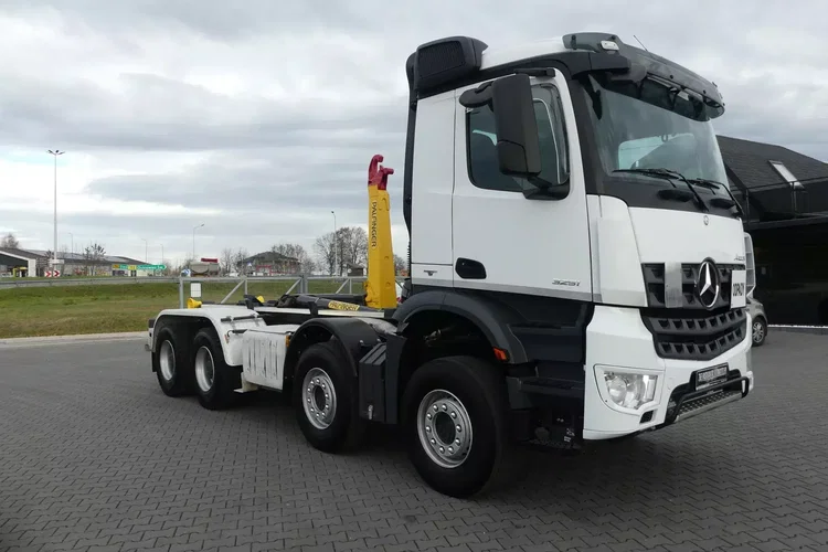 Mercedes AROCS 3251 8x4 / HAKOWIEC PALFINGER / EURO 6 / MANUAL / zdjęcie 12