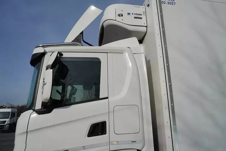 Scania G500 6x2 / Chłodnia Schmitz 19 EPAL Multitemperatura / Thermoking T1200R / Oś skrętna / wys. 280 cm zdjęcie 17