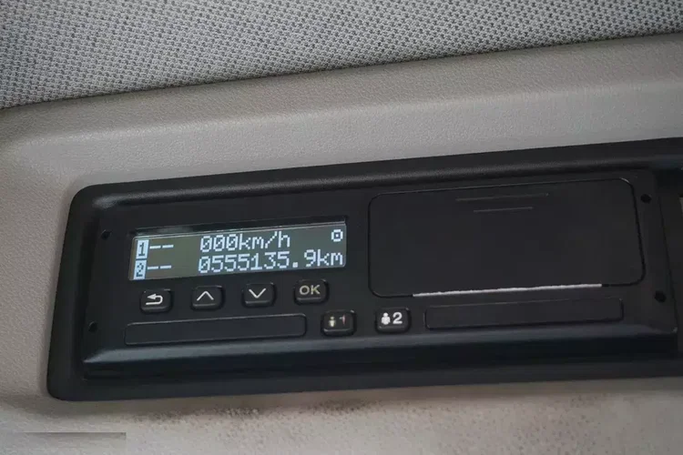 Scania G500 6x2 / Chłodnia Schmitz 19 EPAL Multitemperatura / Thermoking T1200R / Oś skrętna / wys. 280 cm zdjęcie 25