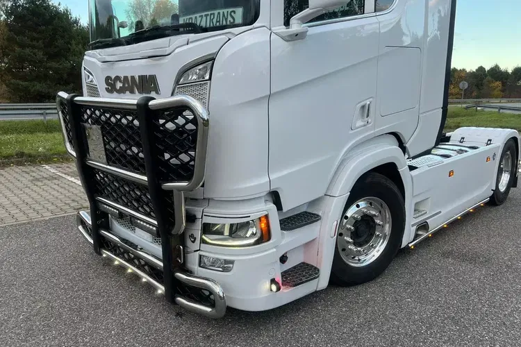 Scania R650 z Niemiec bez EGR tylko SCR pełne wyposażenie FULL AIR V8 zdjęcie 18