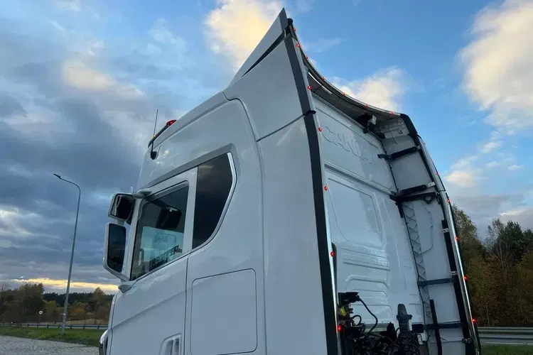 Scania R650 z Niemiec bez EGR tylko SCR pełne wyposażenie FULL AIR V8 zdjęcie 20