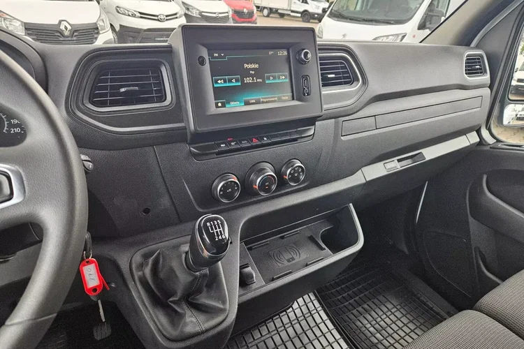 Renault Master L2H2 79999zł Netto Brygadówka 6 osób 2.3 dCi/150KM zdjęcie 28