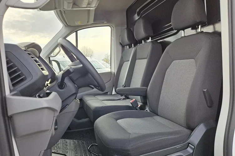 Volkswagen Crafter L2H2 79999zł NETTO 2.0TDi/140KM zdjęcie 18