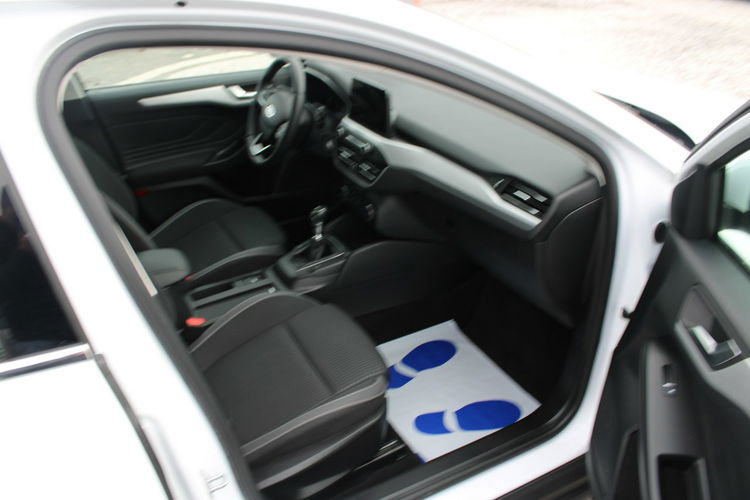 Ford Focus Trend Edition FullLed Gwarancja F-vat 120HP zdjęcie 29