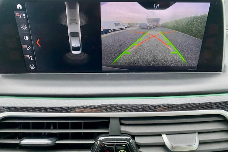 BMW 750 SALON PL / X-Drive / VOLL / 400 KM / M PAKIET / HEAD UP zdjęcie 15