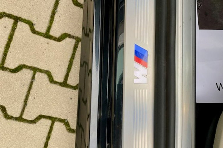 BMW 750 SALON PL / X-Drive / VOLL / 400 KM / M PAKIET / HEAD UP zdjęcie 22