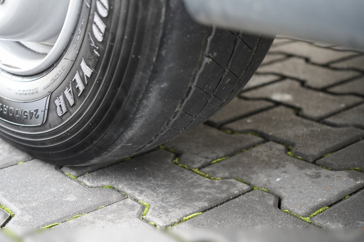 Renault D 240 / 4x2 / KONTENER / 7.7 M / WINDA DHOLLANDIA / EURO 6 zdjęcie 16