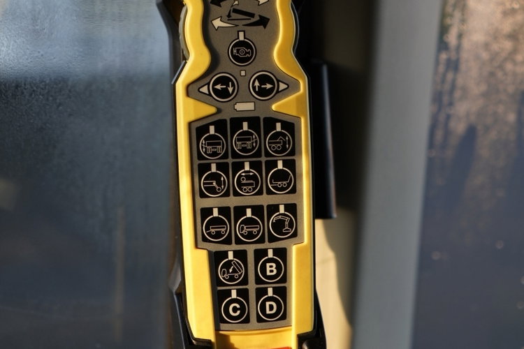 Volvo FMX 460 / 8x4 / WYWROTKA TYLNOZSYPOWA / MEILLER KIPPER  / EURO 6 /  zdjęcie 35