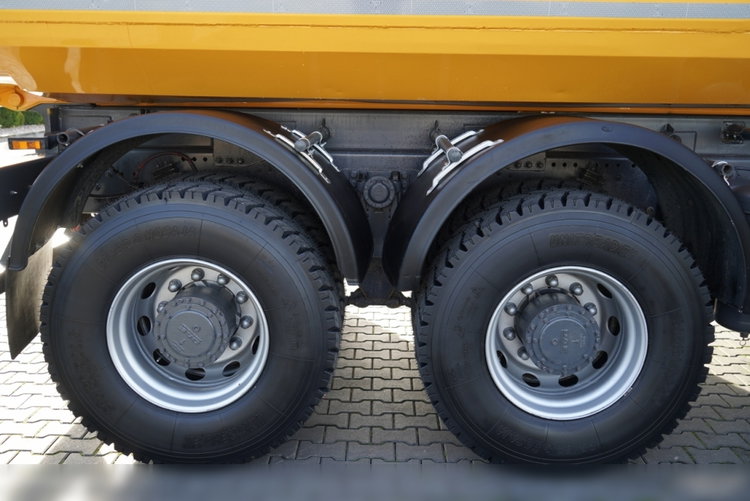 MAN DAF CF 85.410 / 8x4 / WYWROTKA TYLNOZSYPOWA  / HYDROKLAPA  / OPONY 100% / UAL / EURO 6  zdjęcie 26