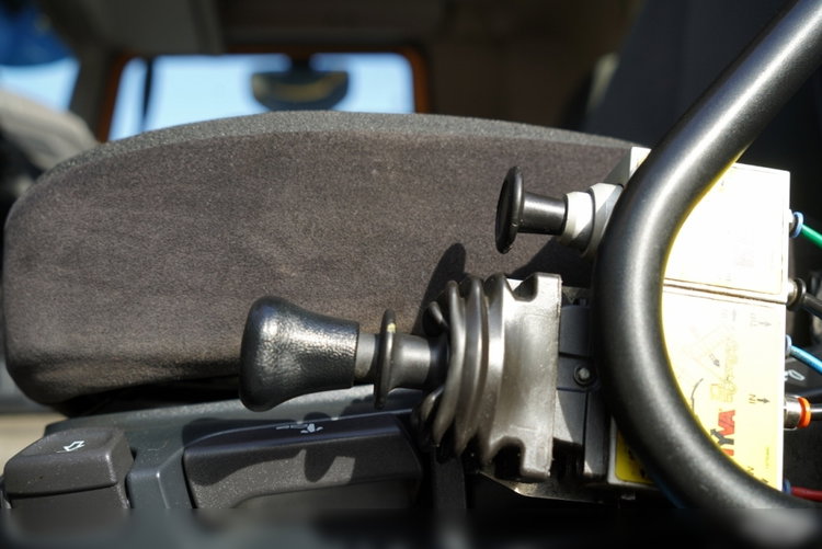 MAN DAF CF 85.410 / 8x4 / WYWROTKA TYLNOZSYPOWA  / HYDROKLAPA  / OPONY 100% / UAL / EURO 6  zdjęcie 29