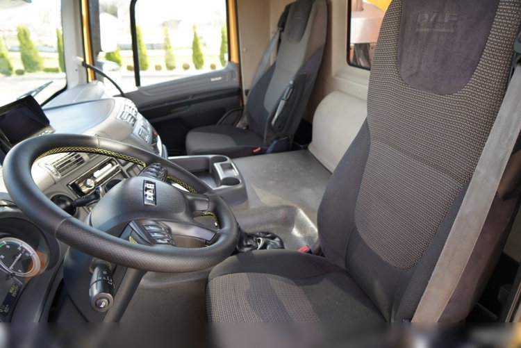 MAN DAF CF 85.410 / 8x4 / WYWROTKA TYLNOZSYPOWA  / HYDROKLAPA  / OPONY 100% / UAL / EURO 6  zdjęcie 30