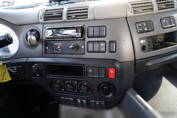 MAN DAF CF 85.410 / 8x4 / WYWROTKA TYLNOZSYPOWA  / HYDROKLAPA  / OPONY 100% / UAL / EURO 6  zdjęcie 35