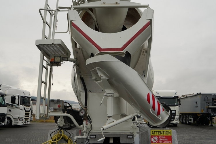 DAF CF 440  / 8x4 / BETONOMIESZARKA SCHWING STETTER  / GRUSZKA 9 M3 / HARDOX / ALUFELGI / AUTOMAT zdjęcie 19