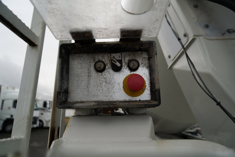 DAF CF 440  / 8x4 / BETONOMIESZARKA SCHWING STETTER  / GRUSZKA 9 M3 / HARDOX / ALUFELGI / AUTOMAT zdjęcie 20