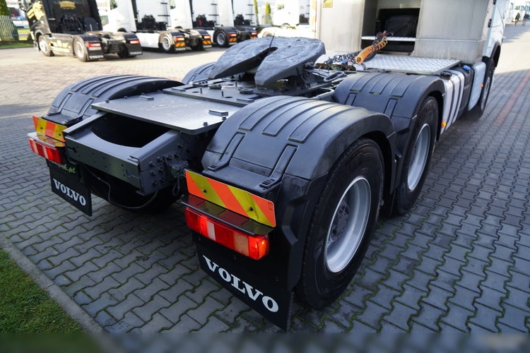 Volvo FH 16 / 660 / 6x4 / DMC: 180.000 KG / RETARDER / EURO 6 / KLIMA POSTOJOWA zdjęcie 19