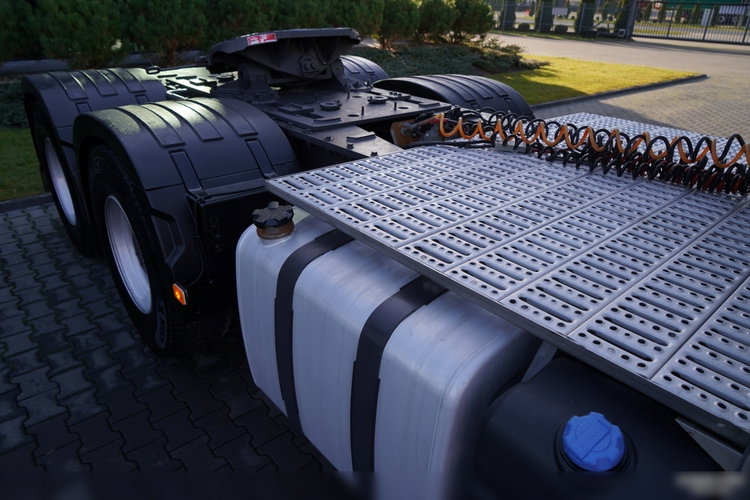 Volvo FH 16 / 660 / 6x4 / DMC: 180.000 KG / RETARDER / EURO 6 / KLIMA POSTOJOWA zdjęcie 23