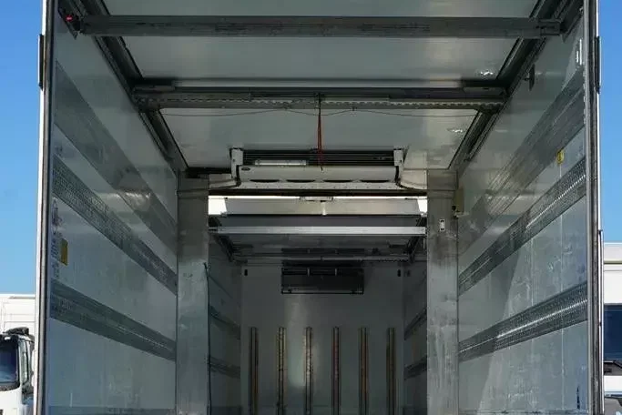 Mercedes ACTROS / 2540 / ACC / E 6 / ZESTAW PRZEJAZDOWY / CHŁODNIA + WINDA / 38 PALET zdjęcie 10