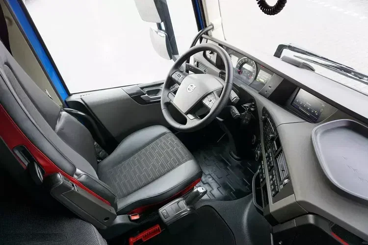 Volvo FH / 500 / E 6 / ACC / 6 X 4 / I - COOL / OŚ PODNOSZONA zdjęcie 13