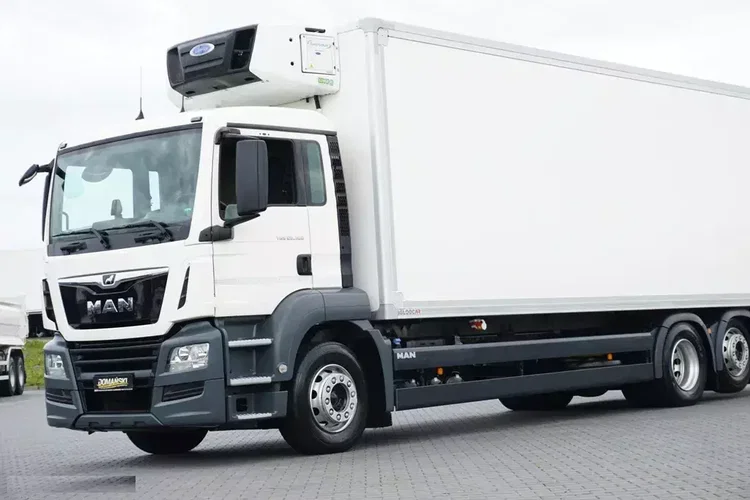 MAN TGS / 26.360 / EURO 6 / CHŁODNIA + WINDA / 23 PALETY zdjęcie 21