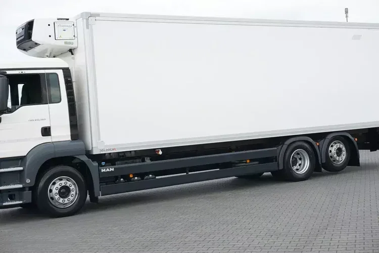 MAN TGS / 26.360 / EURO 6 / CHŁODNIA + WINDA / 23 PALETY zdjęcie 26