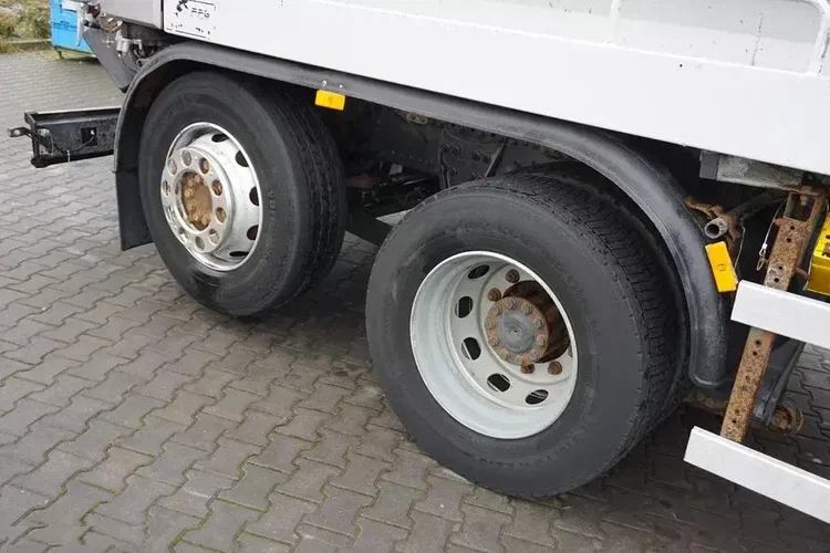 Mercedes AXOR / 2533 / 6 X 2 / E 5 / ASENIZACYJNY / OŚ SKRĘTNA zdjęcie 30