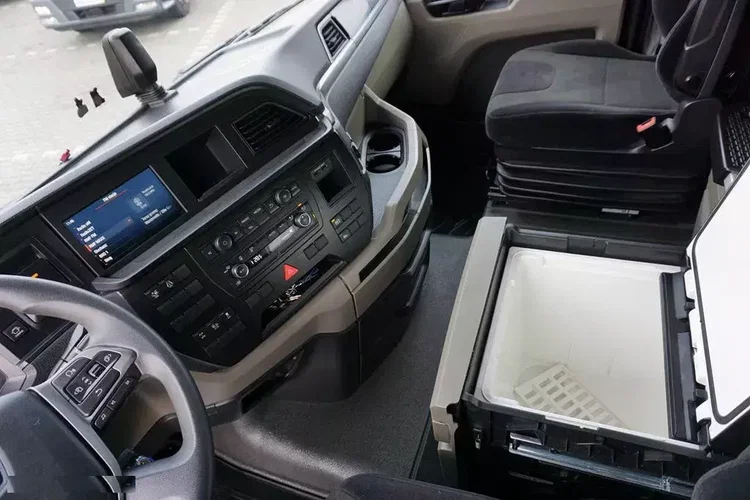 MAN TGX / 18.430 / E 6 / GX / FIRANKA / 21 PALET / DŁ. 8, 5 M zdjęcie 9