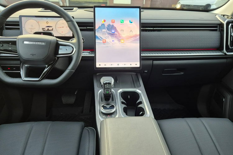 JAECOO 7 Salon PL Napęd 4x4 2.400 km Fa.VAT 23% zdjęcie 13