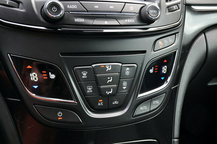 Opel Insignia 2.0CDTI(163KM) Lift Xenon Led Navi Kamera Virtual Welur F1 Alu19"ASO zdjęcie 34