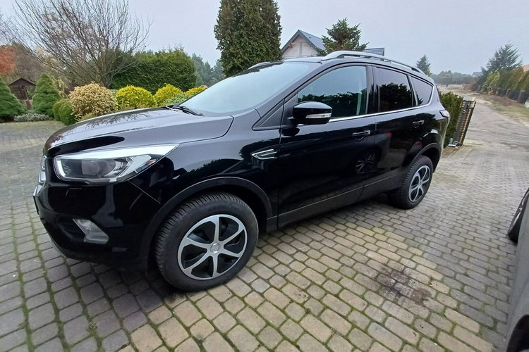 Ford Kuga zadbany, niewielki przebieg zdjęcie 4