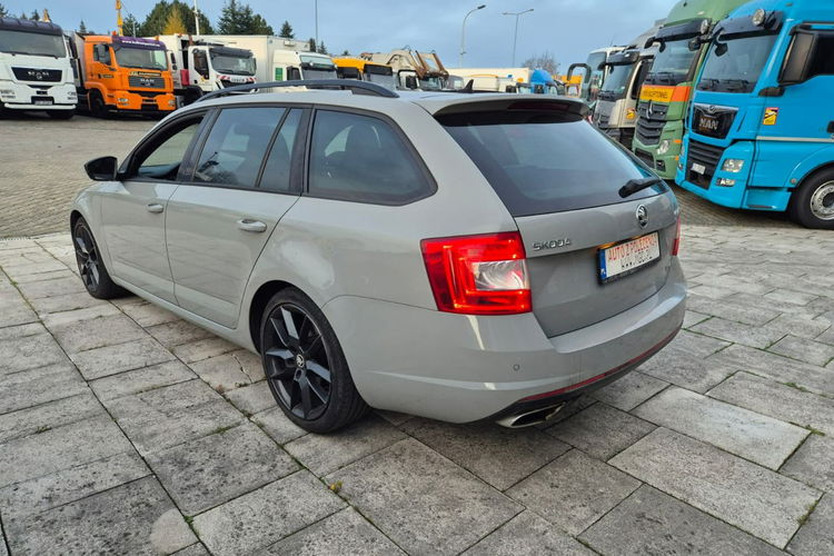 Octavia Skoda Octavia 2.0 TDI RS DSG / NOWY SERWIS zdjęcie 11