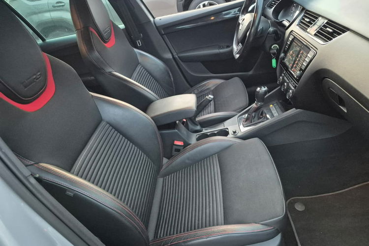 Octavia Skoda Octavia 2.0 TDI RS DSG / NOWY SERWIS zdjęcie 23