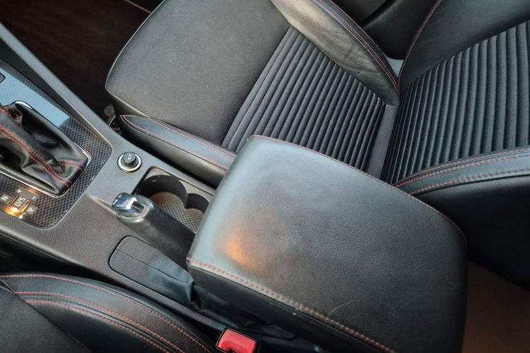 Octavia Skoda Octavia 2.0 TDI RS DSG / NOWY SERWIS zdjęcie 31