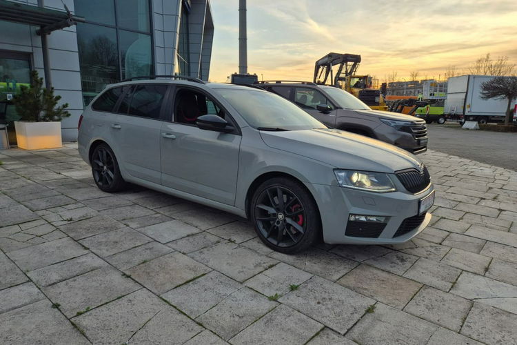 Octavia Skoda Octavia 2.0 TDI RS DSG / NOWY SERWIS zdjęcie 5
