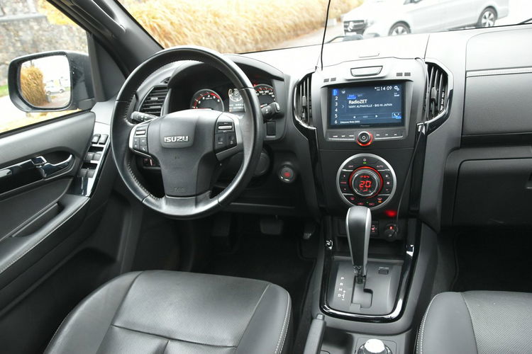 ISUZU D-Max LxS 4WD 1.9d 163KM AUTOMAT 2020r. SALON 4x4 Iwł. 107tkm Skóra HAK 3500 zdjęcie 11