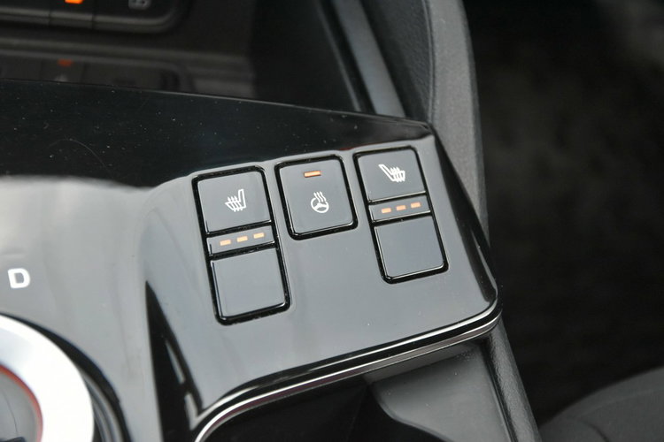 Kia Sportage 1.6Hybryda 180KM 2022r. Polski Salon Virtual NAVi Panorama FullLED zdjęcie 23