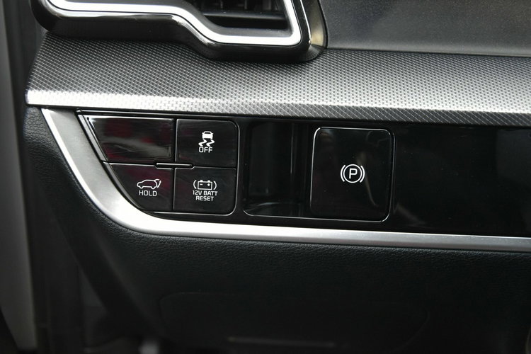 Kia Sportage 1.6Hybryda 180KM 2022r. Polski Salon Virtual NAVi Panorama FullLED zdjęcie 31