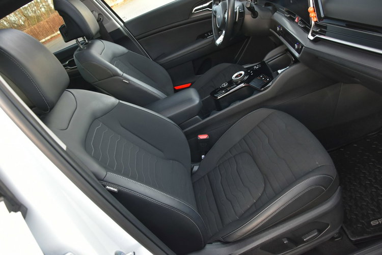 Kia Sportage 1.6Hybryda 180KM 2022r. Polski Salon Virtual NAVi Panorama FullLED zdjęcie 32