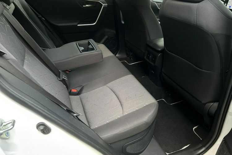 Toyota RAV-4 2.5 HSD 222KM 4x4 COMFORT , salon Polska, gwarancja, FV23% zdjęcie 13