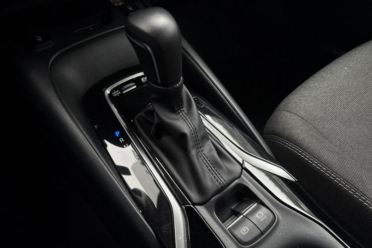 Toyota Corolla 1.8 Hybrid COMFORT TECH, salon Polska, gwarancja, FV23% zdjęcie 12
