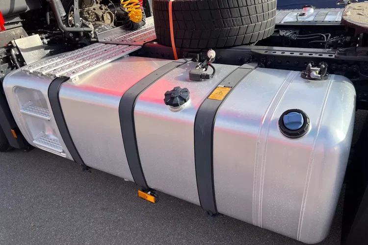 Mercedes ACTROS L MP5 zdjęcie 27