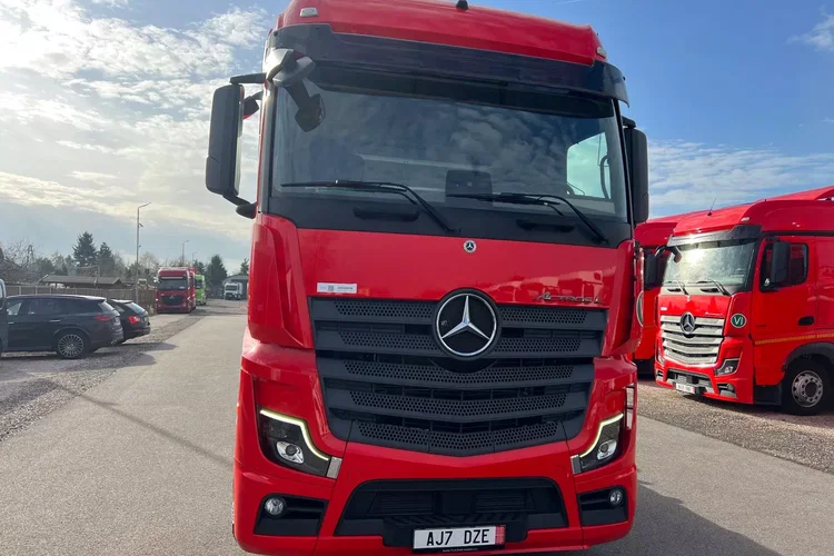 Mercedes ACTROS L MP5 zdjęcie 4