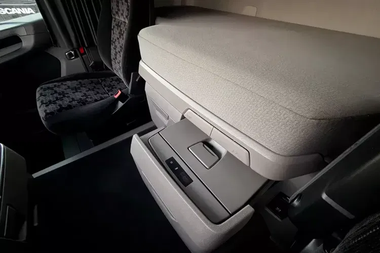 R500 Full AIR z Niemiec perfekcyjny stan 440Tkm kontrakt ASO Scania zdjęcie 32