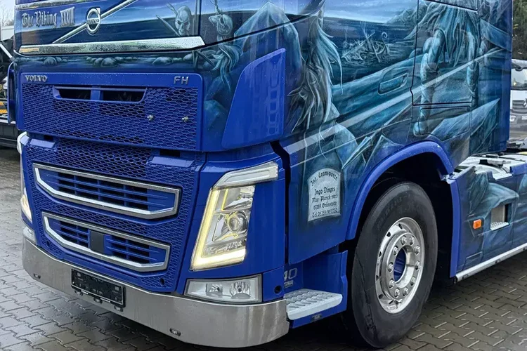 Volvo 540 XL z Niemiec aerograf TV Show Truck pełne wyposażenie skóry zdjęcie 16