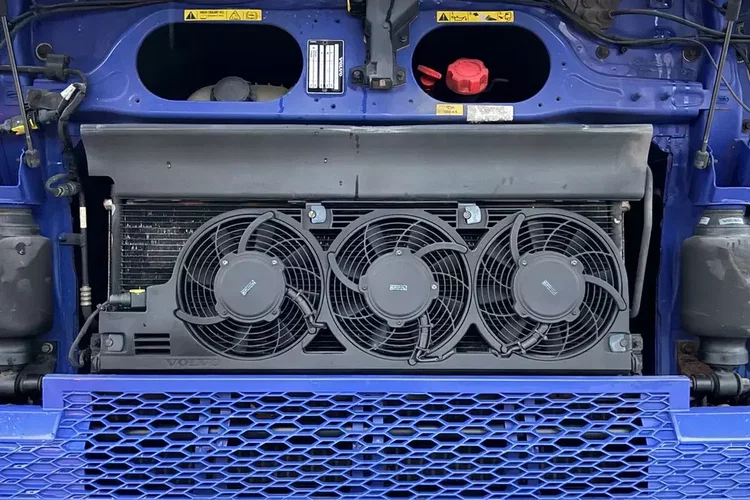 Volvo 540 XL z Niemiec aerograf TV Show Truck pełne wyposażenie skóry zdjęcie 23