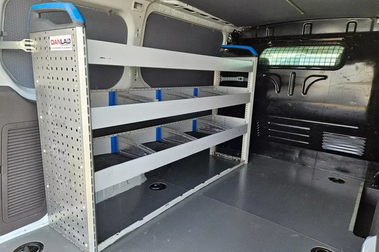 Ford transit-connect Long 39999zł NETTO 1.5TdCi/120KM zdjęcie 15