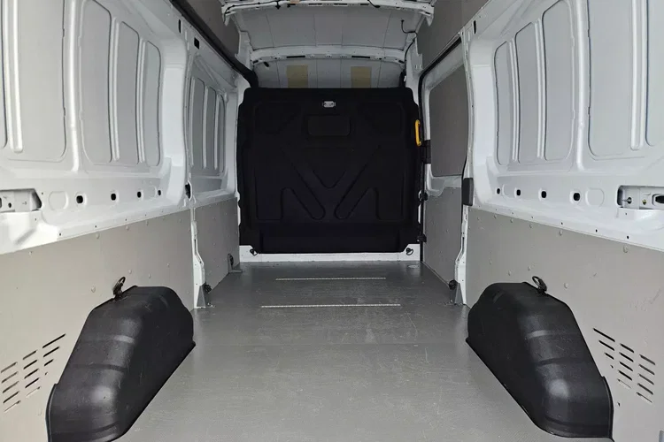 Ford transit L3H3 61999zł NETTO 2.0TdCi/170KM zdjęcie 17